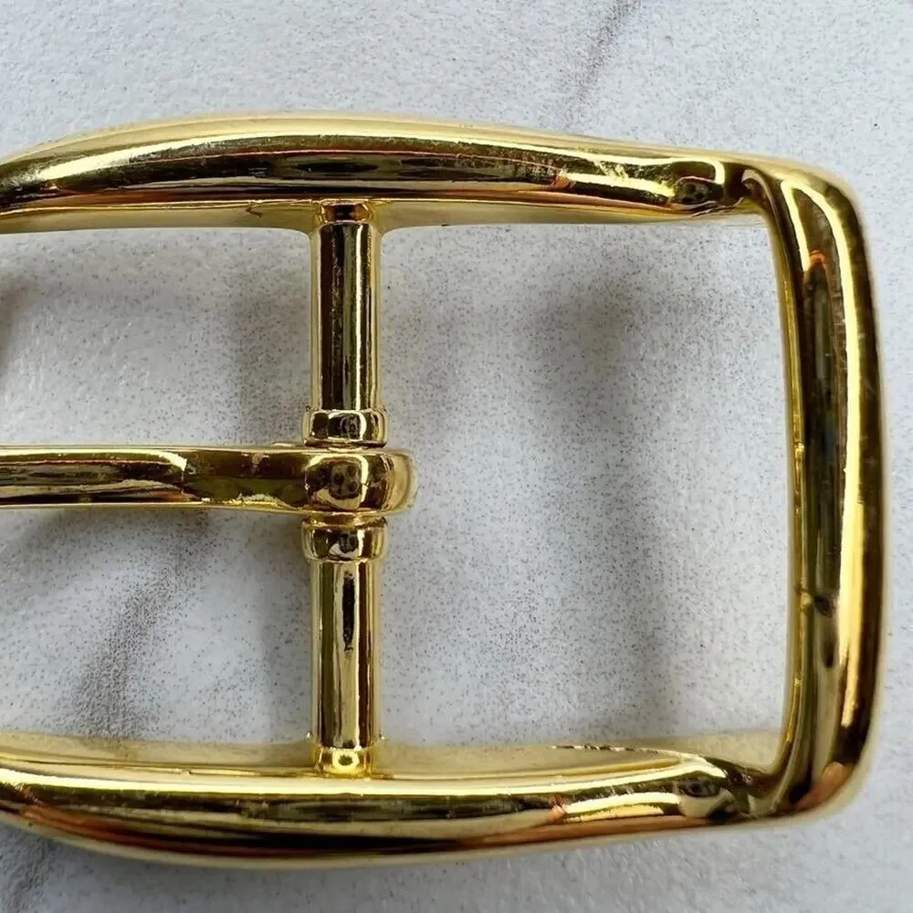 Vintage Gold Tone Simple Basic Belt Buckle for up to 1 Inch Belt